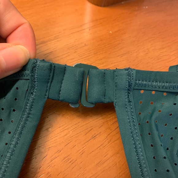 The Constant Green high neck sports bra size small - Picture 9 of 11